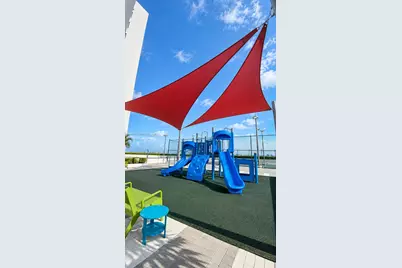 16385 Biscayne Blvd #, North Miami Beach, FL 33160 - Photo 10
