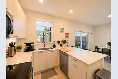 12159 NW 23rd Ct #12159, Miami, FL 33167 - Photo 6