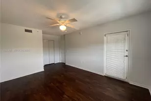 5025 Wiles Rd, Coconut Creek, FL 33073 - Photo 10
