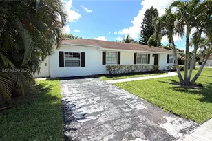 19480 Dakota Ct, Boca Raton, FL 33434 - Photo 1