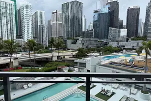 90 SW 3rd St, Miami, FL 33130 - Photo 10