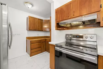 7135 SW 19th St, Miami, FL 33155 - Photo 8