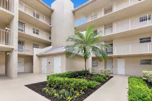 9471 Evergreen Pl, Davie, FL 33324 - Photo 2