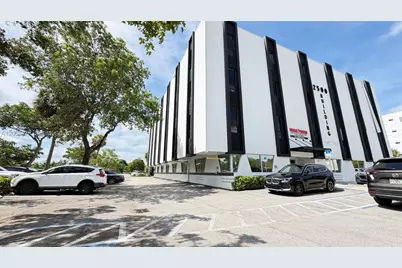 2500 Hollywood Blvd #302, Hollywood, FL 33020 - Photo 14