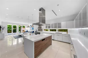 7930 SW 52nd Ct, Miami, FL 33143 - Photo 8