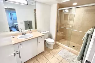 20000 E Country Club Dr, Aventura, FL 33180 - Photo 22