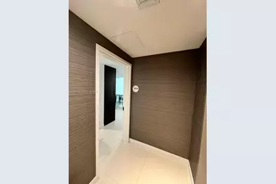 3131 NE 7th Ave #3003, Miami, FL 33137 - Photo 28