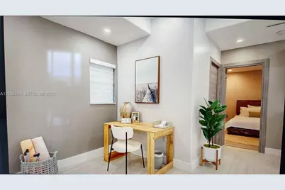 2335 NE 194th St, Miami, FL 33180 - Photo 10