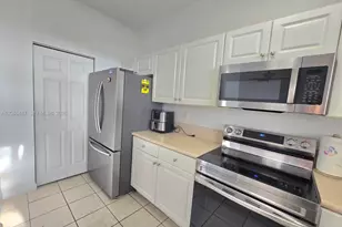 13211 SW 127th Ct, Miami, FL 33186 - Photo 4
