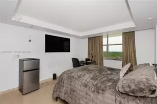 11111 Biscayne Blvd, Miami, FL 33181 - Photo 16