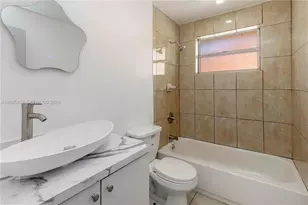 642 E 2nd Ave, Hialeah, FL 33010 - Photo 12