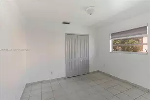 642 E 2nd Ave, Hialeah, FL 33010 - Photo 8
