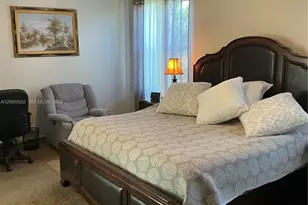 15857 NW 4th Ct, Pembroke Pines, FL 33028 - Photo 8