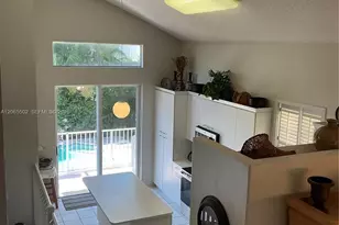 15857 NW 4th Ct, Pembroke Pines, FL 33028 - Photo 4