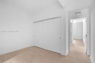 1400 Biscayne Blvd, Miami, FL 33132 - Photo 12
