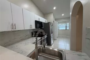 1250 SE 29th St, Homestead, FL 33035 - Photo 4