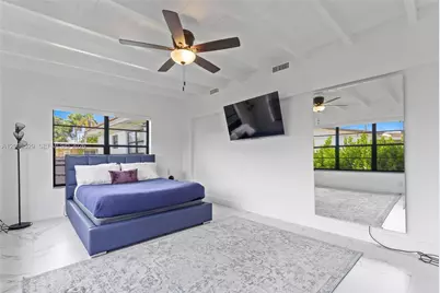11420 NE 4th Ave, Miami, FL 33161 - Photo 16
