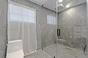 11420 NE 4th Ave, Miami, FL 33161 - Photo 28