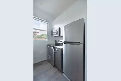 324 Mendoza Ave #5, Miami, FL 33134 - Photo 6