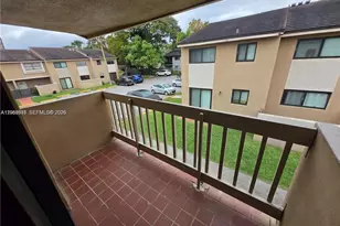 15407 SW 80th St, Miami, FL 33193 - Photo 2