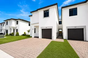 15749 SW 136th Terrace, Miami, FL 33196 - Photo 2