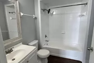 7400 W 20th Ave, Hialeah, FL 33016 - Photo 10