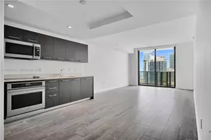 55 SW 9th St, Miami, FL 33130 - Photo 2