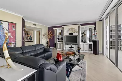 20281 E Country Club Dr #1801, Aventura, FL 33180 - Photo 18