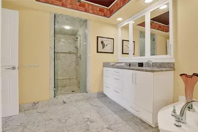 20281 E Country Club Dr #1801, Aventura, FL 33180 - Photo 38