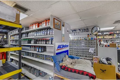 8761 Bird Rd, Miami, FL 33165 - Photo 14
