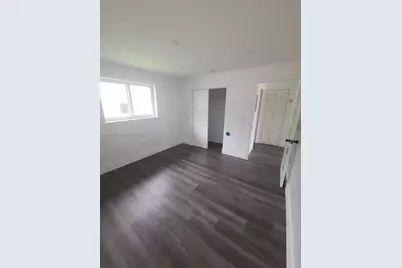 1864 NW 28th St, Miami, FL 33142 - Photo 16