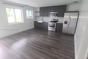 1864 NW 28th St, Miami, FL 33142 - Photo 14