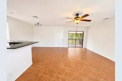 28 Crossings Cir #E, Boynton Beach, FL 33435 - Photo 6