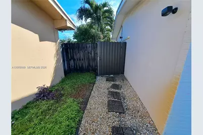 1111 NW 79th Way #0, Pembroke Pines, FL 33024 - Photo 6