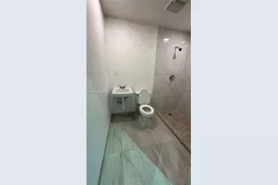 1671 W 37th St #1, Hialeah, FL 33012 - Photo 10