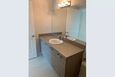 400 Sunny Isles Blvd #1606, Sunny Isles Beach, FL 33160 - Photo 10