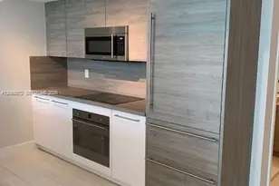 400 Sunny Isles Blvd, Sunny Isles Beach, FL 33160 - Photo 2