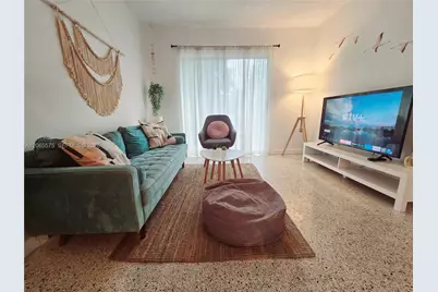 651 SW 3rd St #3, Miami, FL 33130 - Photo 1