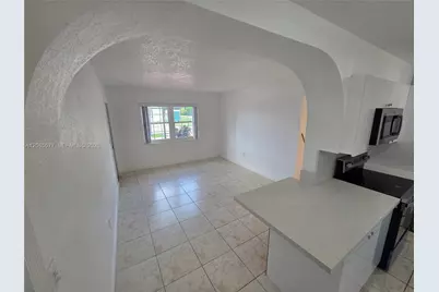 10500 SW 30th St, Miami, FL 33165 - Photo 2