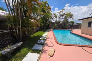 10500 SW 30th St, Miami, FL 33165 - Photo 36