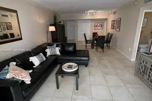 5001 Collins Ave, Miami Beach, FL 33140 - Photo 10