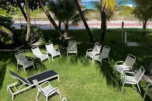 5001 Collins Ave, Miami Beach, FL 33140 - Photo 16