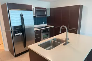 1900 N Bayshore Dr, Miami, FL 33132 - Photo 4