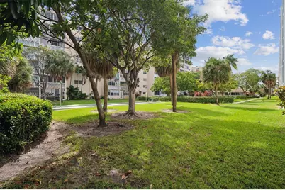 619 NE 14th Ave #101, Hallandale Beach, FL 33009 - Photo 20