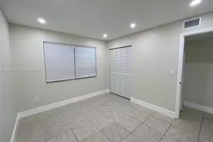 1447 Towhee St, Homestead, FL 33035 - Photo 8