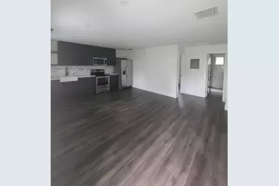 1864 NW 28th St #2, Miami, FL 33142 - Photo 12