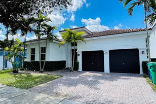 18162 NW 91st Ct, Hialeah, FL 33018 - Photo 1