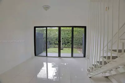 4271 NW 11th St #4, Miami, FL 33126 - Photo 4