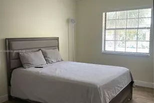 246 Avenue L, Delray Beach, FL 33483 - Photo 2