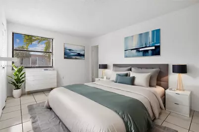 10050 NW 9th St Cir #203, Miami, FL 33172 - Photo 2